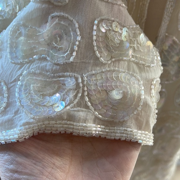 MARK & JOHN | VNTG SEQUIN TOP - Picture 7 of 13